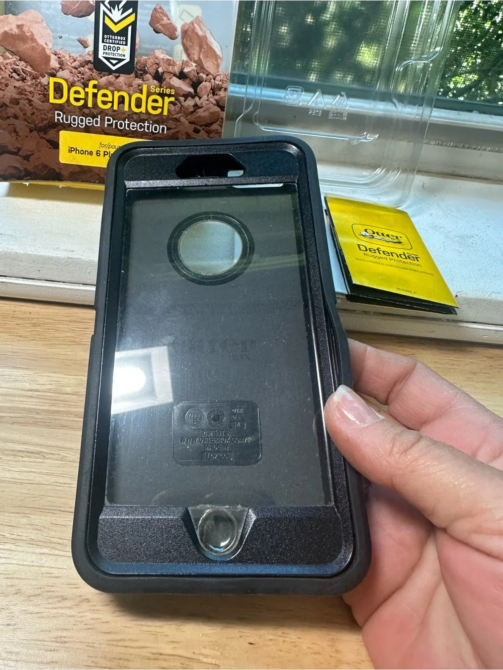 OtterBox defender rugged protection for iPhone 6 Plus and 6S plus black